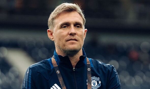 UtdForever7's tweet image. 🚨BREAKING:

Darren Fletcher is expected to take over Manchester United on an interim basis. #MUFC [@David_Ornstein]