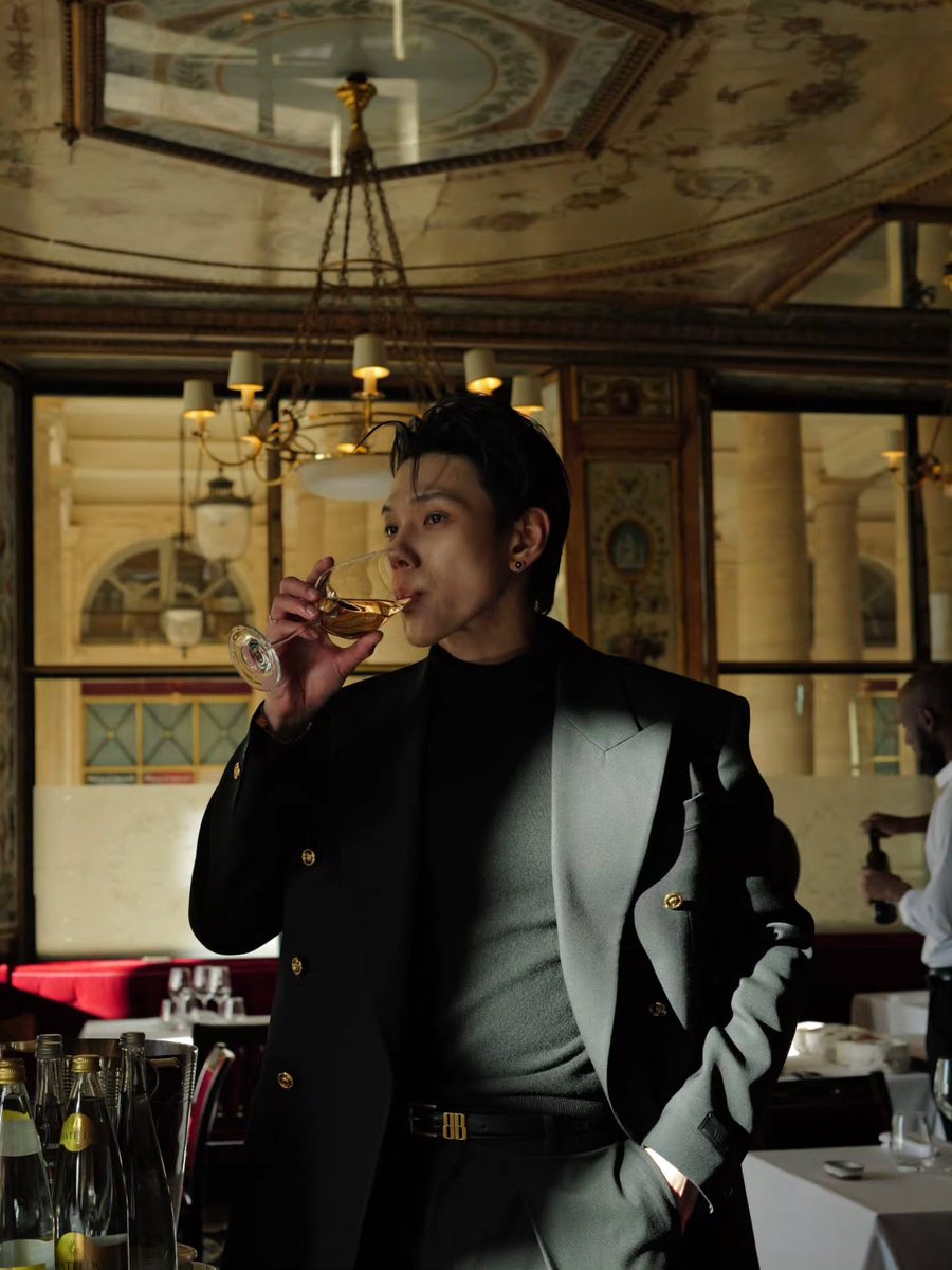 charl_yip's tweet image. มาเฟียฝรั่งเศสไหมล่ะแก ฮืออออออ ไม่ไหวว่ะ บทมาเฟียเข้าเถอะค่ะ นะๆๆๆ

#ต้าห์อู๋ #DAOU #oueiija