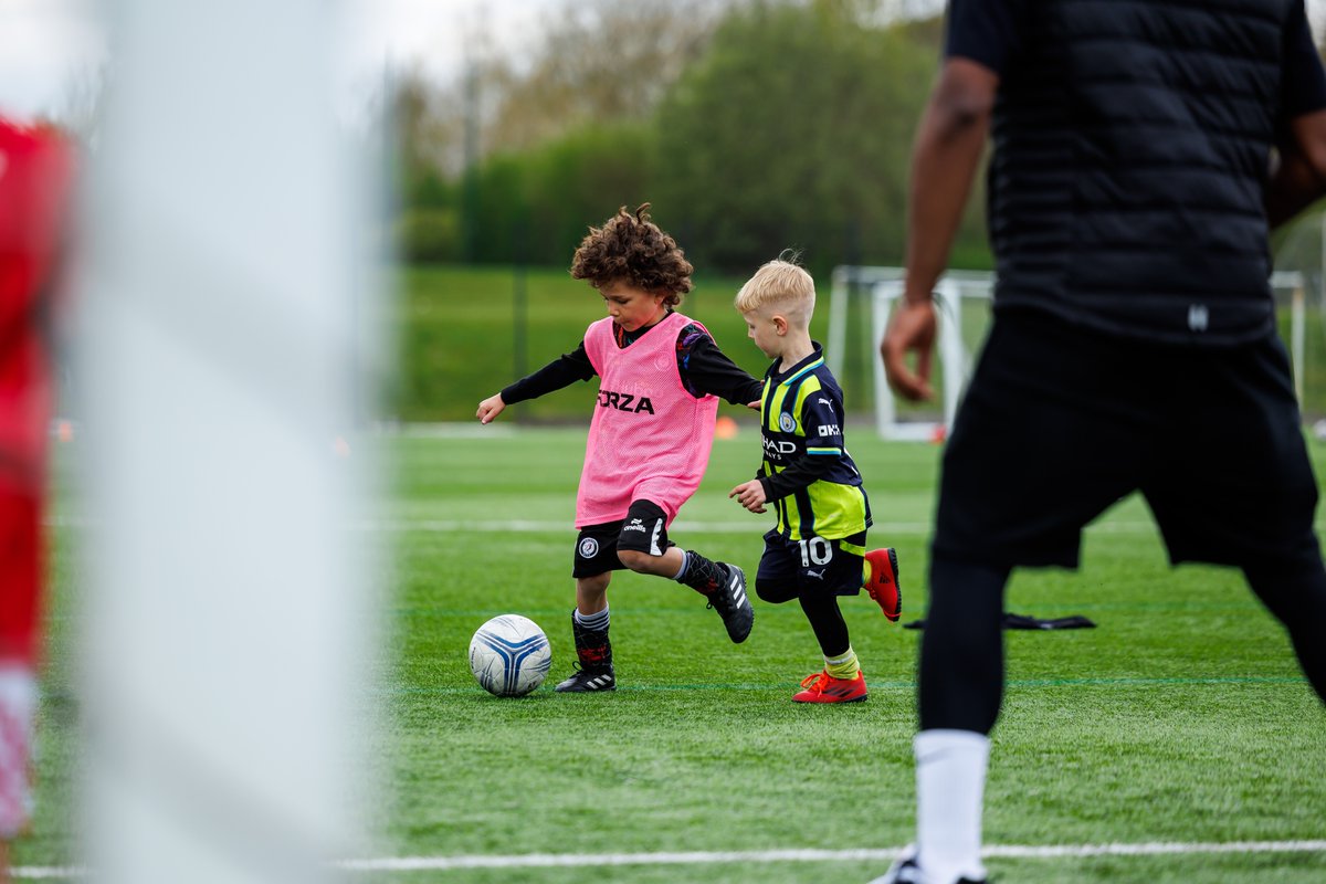 The kids are finally back at school… but February half-term is already around the corner 😱

Keep them happy and active with training sessions from qualified coaches, a chance to make new friends, and the opportunity to represent City on the pitch ⚽️ ❤️

Ease the stress and