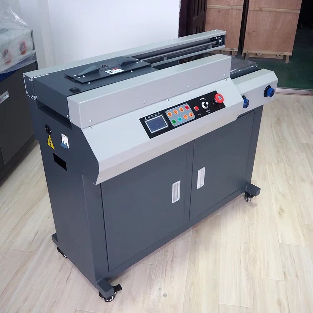 Yiggo_ke's tweet image. New A3 Perfect Glue binding Machines Available.Call or Whatsapp +254728663991 to place your order 
#gluebinding #gluebindingmachine #bindingmachine #perfectbinding #nairobi #viralpost2026