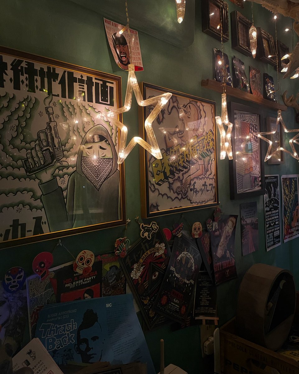 TIGER LILY Open✨ 牛すじカレー🍛🐮、卵とハムのマカロニサラダ