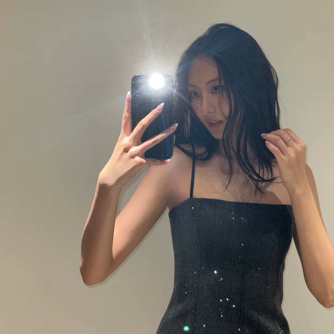 달콤한 꿈을 꾸는 조용한 소녀. 🌷 tweet media