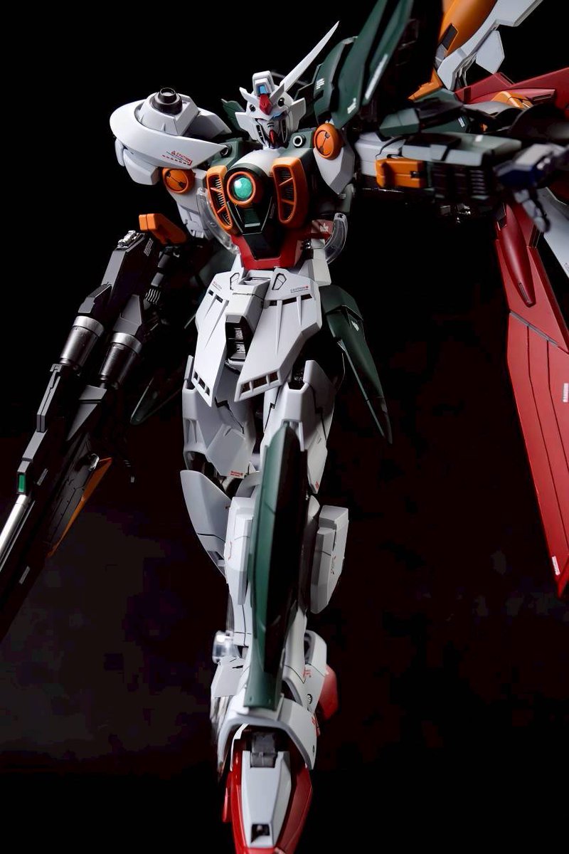 はじめましてこちら代表作になります MG 1/100 ウイングガンダムフェ