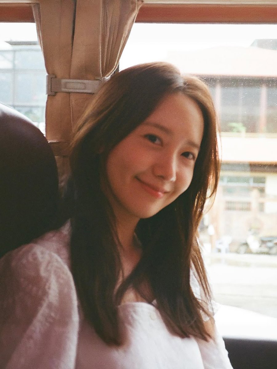 달콤한 꿈을 꾸는 조용한 소녀. 🌷 tweet media