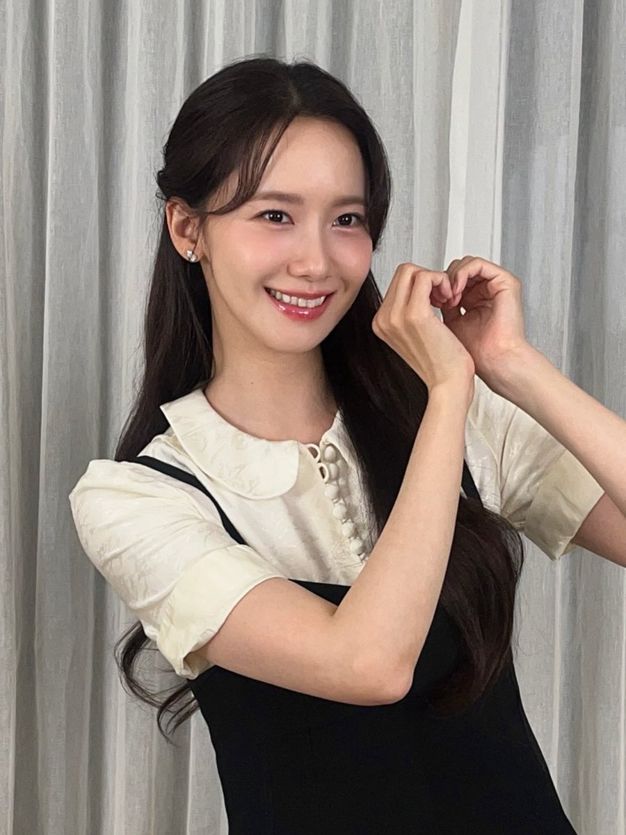 달콤한 꿈을 꾸는 조용한 소녀. 🌷 tweet media