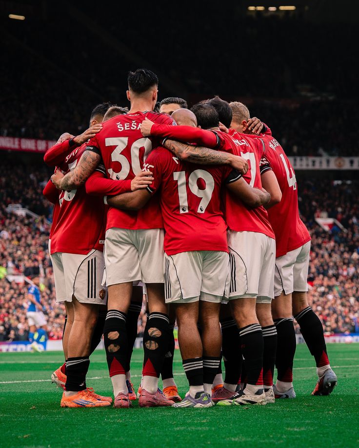 Dezd24's tweet image. As a United Fan, Sacking Amorim might be  the most ill-advised decision the club has made post Fergie era.
Bro had great signings, and honestly was building something.
They just had to mess it up😞