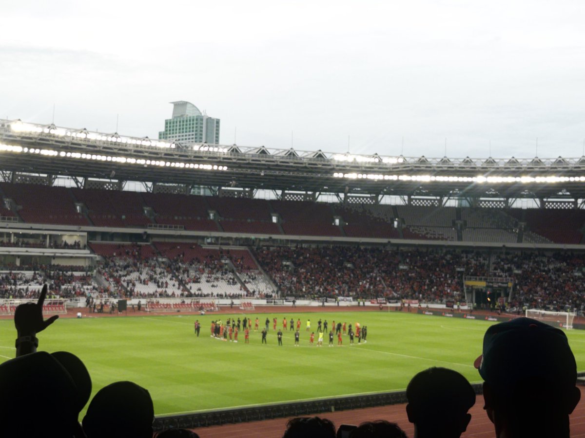 Penerus ibu, sampe ibu tua kita nonton <a href="/Persija_Jkt/">Persija Jakarta</a> ke stadio terus ya kak bareng bareng 🥹🤏🏻  cc <a href="/InfokomJakmania/">the Jakmania</a> <a href="/JakOnline/">JakOnline</a> #persija #jakangel