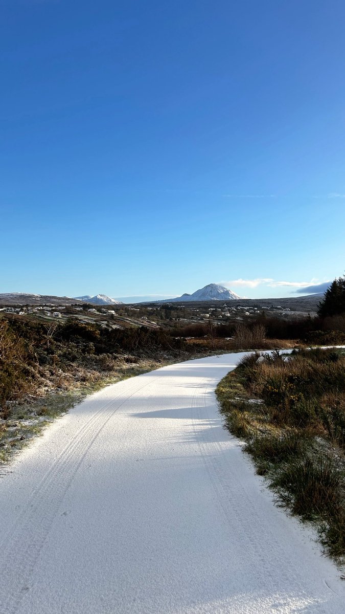 RNF36's tweet image. ❄️ Maidin inniu - 05/01/2026

📍Doire na Mainséar, Dún na nGall 

🗻Sléibhte Thír Chonaill sa chúlra