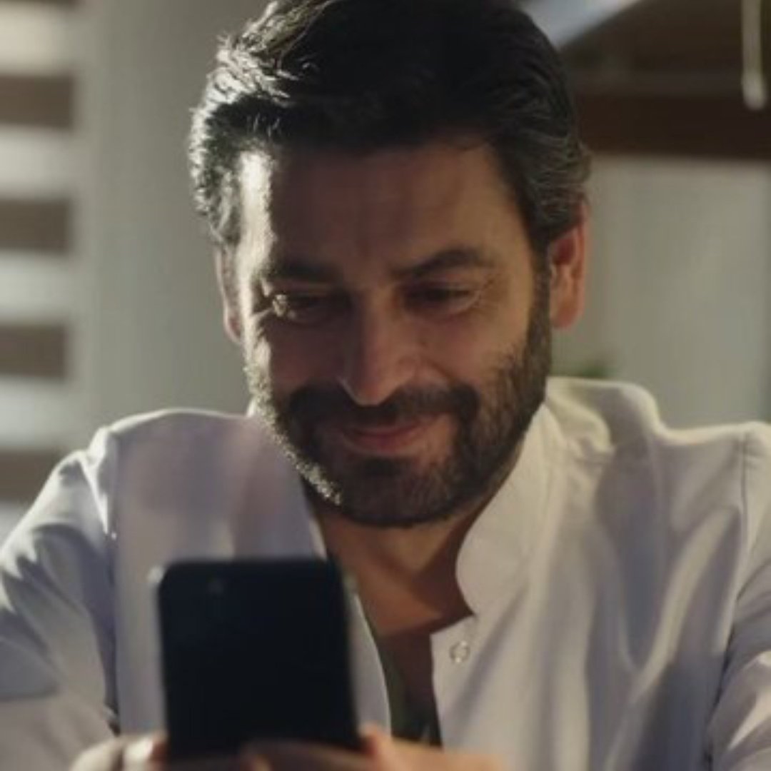 Elay tweet media