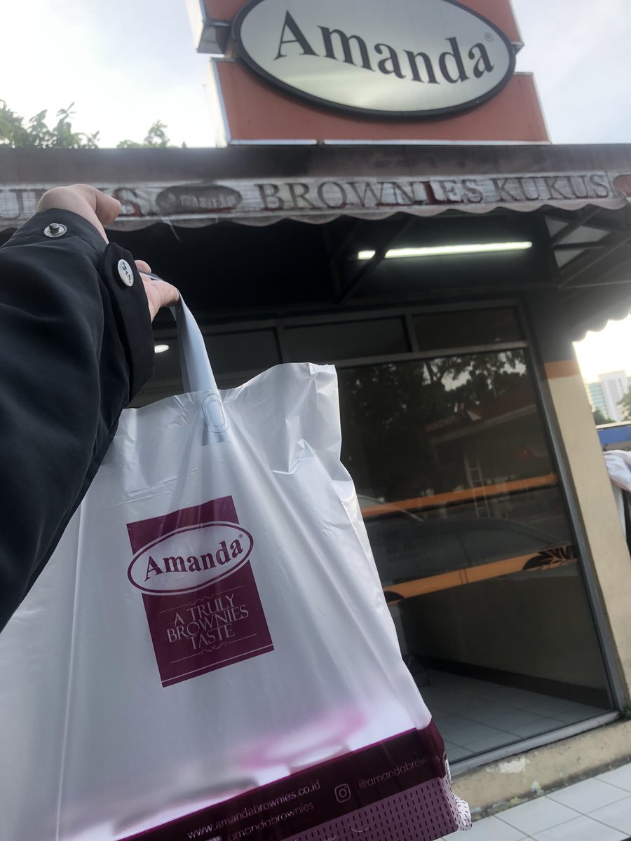 Bluberry buat buka puasa nih min <a href="/_AmandaBrownies/">Amanda Brownies</a> 

Loc : otlet Pancoran