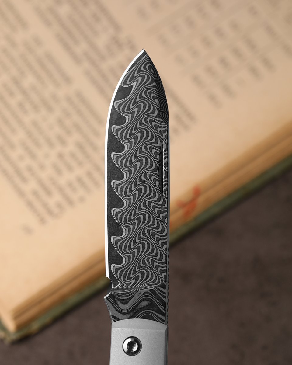 Kizer_edc's tweet photo. Trestle D: Black Acid Washed Damascus Blade Edition 🔥

Deeper Damascus patterns with excellent edge retention and toughness.

Blade Length: 2.95" / 74.877mm
Overall Length: 6.63" / 168.492mm

Now Available!
Website: https://t.co/qSrXfDJUGx

#kizer #edc #Trestle  #Damascus https://t.co/rsb43Q1GER