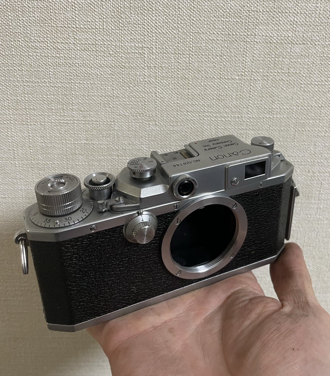 うおー キャノンのレンジファインダーカメラ来たぜ✌️ なんかめっちゃ