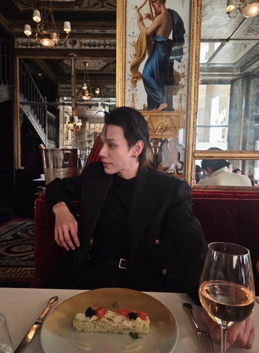 ออร่าของเฮียพิทหล่อมาก❤️🦖

#ต้าห์อู๋ #oueiija #DAOU