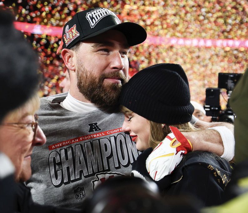 court ❤️‍🔥 tweet media