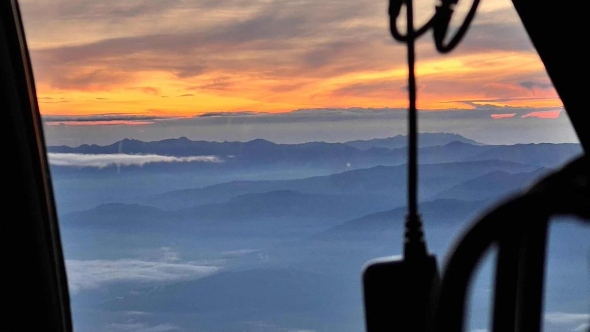 ATRaircraft's tweet image. New year, Fresh Photo Dump. Who's ready for a new start? 
Thank you wanner.1 on ig for the lovely shots 📸🛫
#NewYear #Aviation #ATR