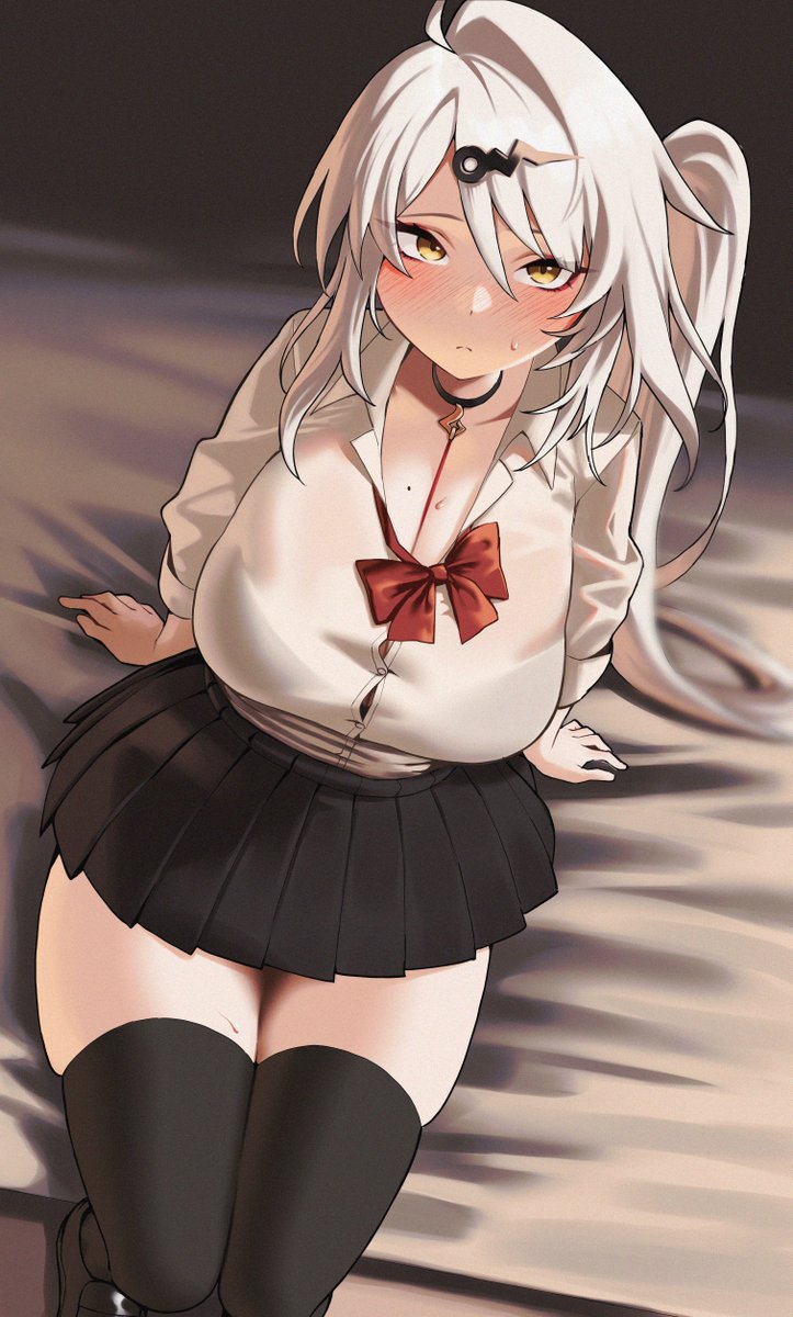 儀玄師匠に制服来てほしくて描いた絵です 