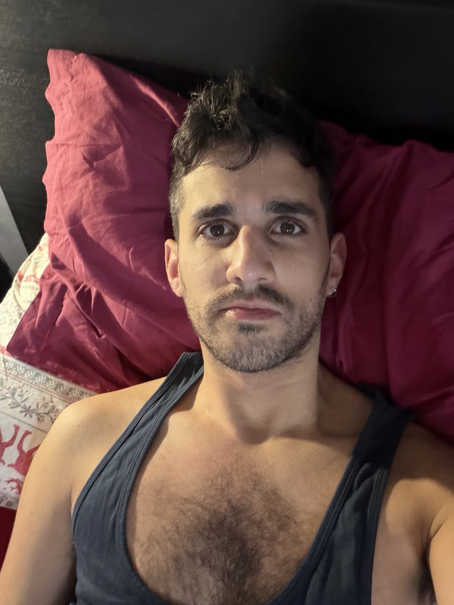 ge_orgio_'s tweet photo. Lazy mornings… https://t.co/KvoBcNdUal