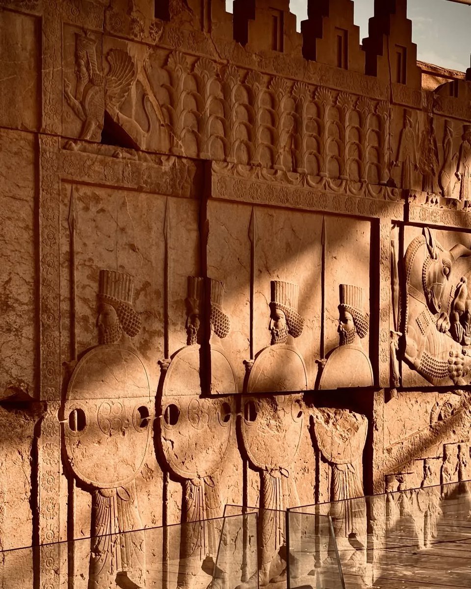 Cyrus II of Persia tweet media