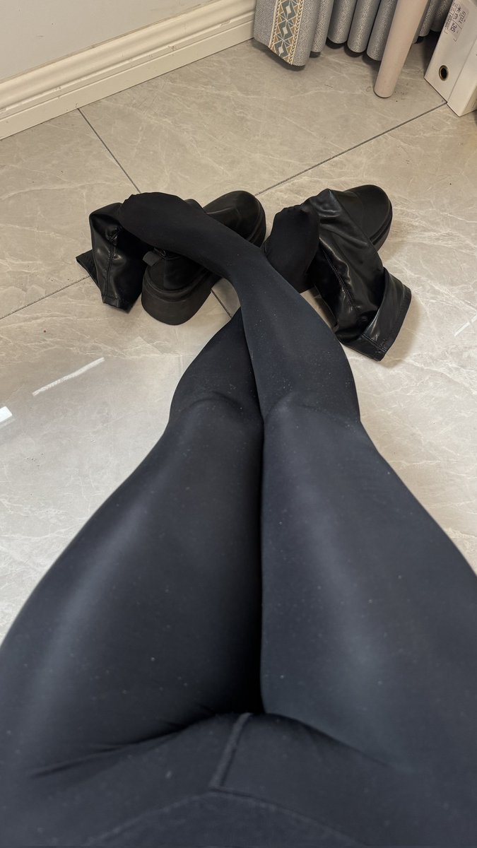 厚黑，今天是厚黑长筒靴