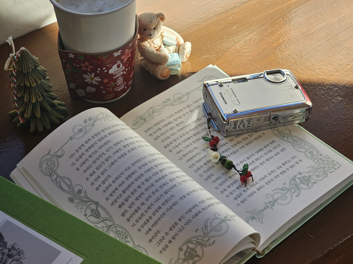 #Rt이벤트

디카에 너무너무 잘 어울리는 체리 키링이 출시되었습니다! ჱ̒՞ ̳ᴗ ̫ ᴗ ̳՞꒱ 🍒

#rt 하신 두 분께 체리 키링을 보내드립니당🩷

smartstore.naver.com/choryeong/prod…