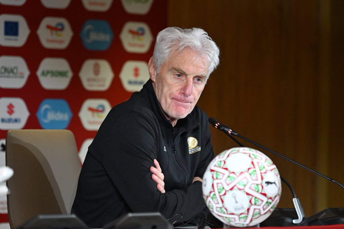 He sold us out!

#TotalEnergiesAFCON25 
#SSFootball 

Some coaches put the best team forward to play.

He tries new players and combinations, worse at knockout Stages.

#dissapointed in #HugoBroos