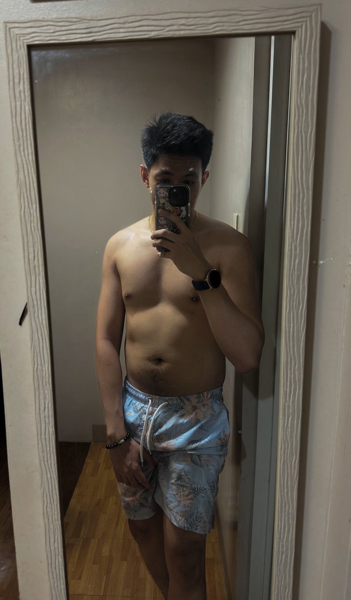 huntercodex's tweet image. first🦵 day of the year