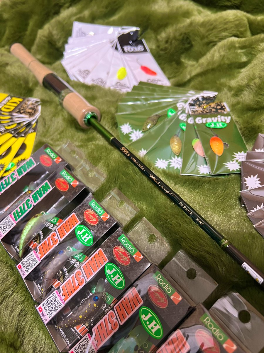 昨日城峰釣具から届いた‼️ ロデオクラフト ホワイトウルフ 62MLS 大人