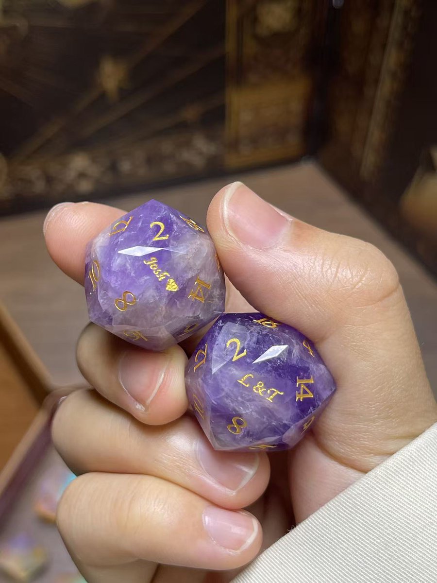 The gemstone dice are truly beautiful ✨
What makes them even more special is that they're custom-made, with every detail just right.#beardice #dnd #dice