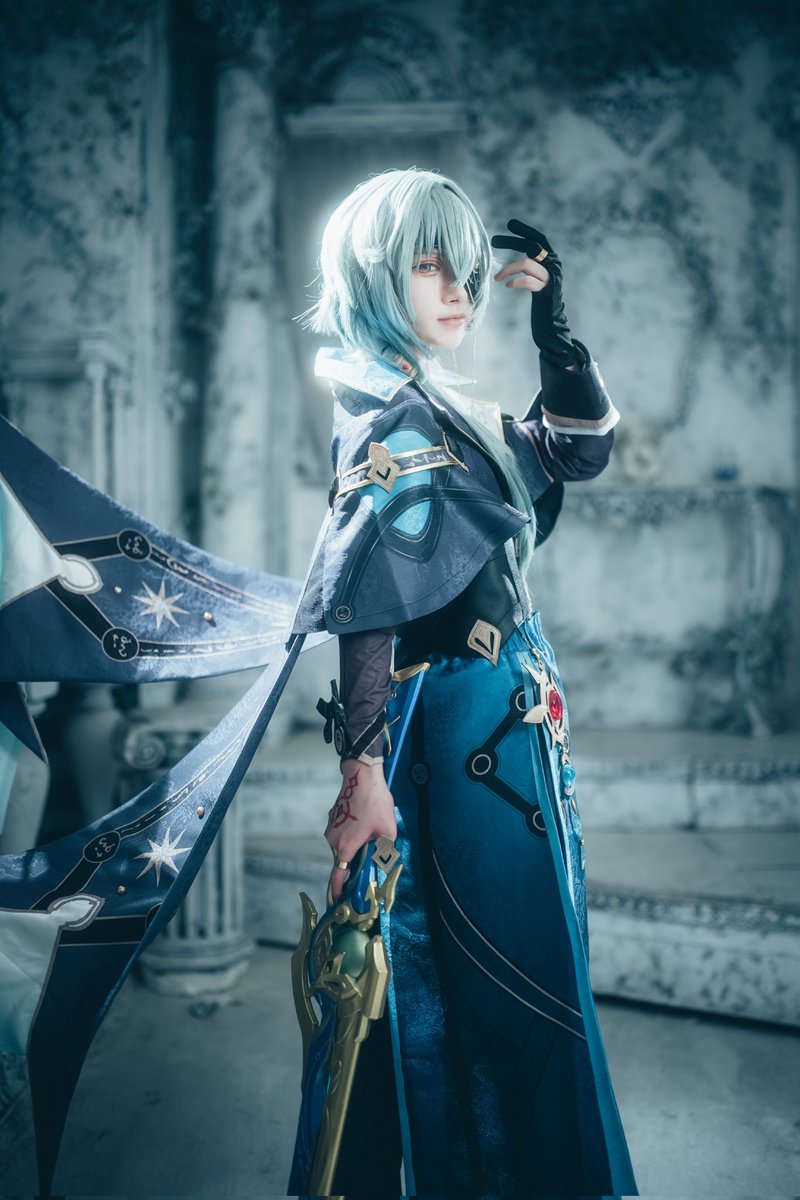 Cosplay
崩壊スターレイル｜アナイクス

「 真理は、私の手の中にあります。 」

#Honkaistarrail  #Anaxa