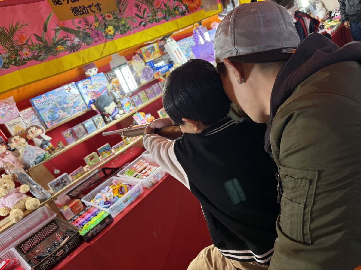 mmy_cham's tweet photo. - ̗̀  🎍𝐇𝐚𝐩𝐩𝐲 𝐍𝐞𝐰 𝐘𝐞𝐚𝐫🎍  ̖́-

今年も旦那さんとおみくじ全く内容同じでした👏🏻 ̖́-
ドラちゃんカステラのために同じ神社2回も行きました🙋‍♀️
じゃがバター最高すぎたし🥔🧈❤︎

やっと今日今年入って初ご飯つくりました🍚

そんなこんなでゆるーく頑張ります🫩🫩🌼 https://t.co/qxiF82KXr3