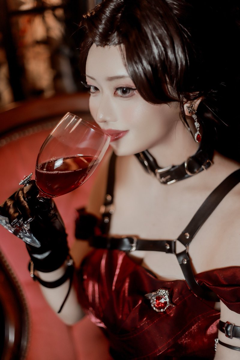 cosplay 
恋と深空 

＿＿真紅の晩餐

p.<a href="/metamorulad/">めたもるふぉーぜ</a>