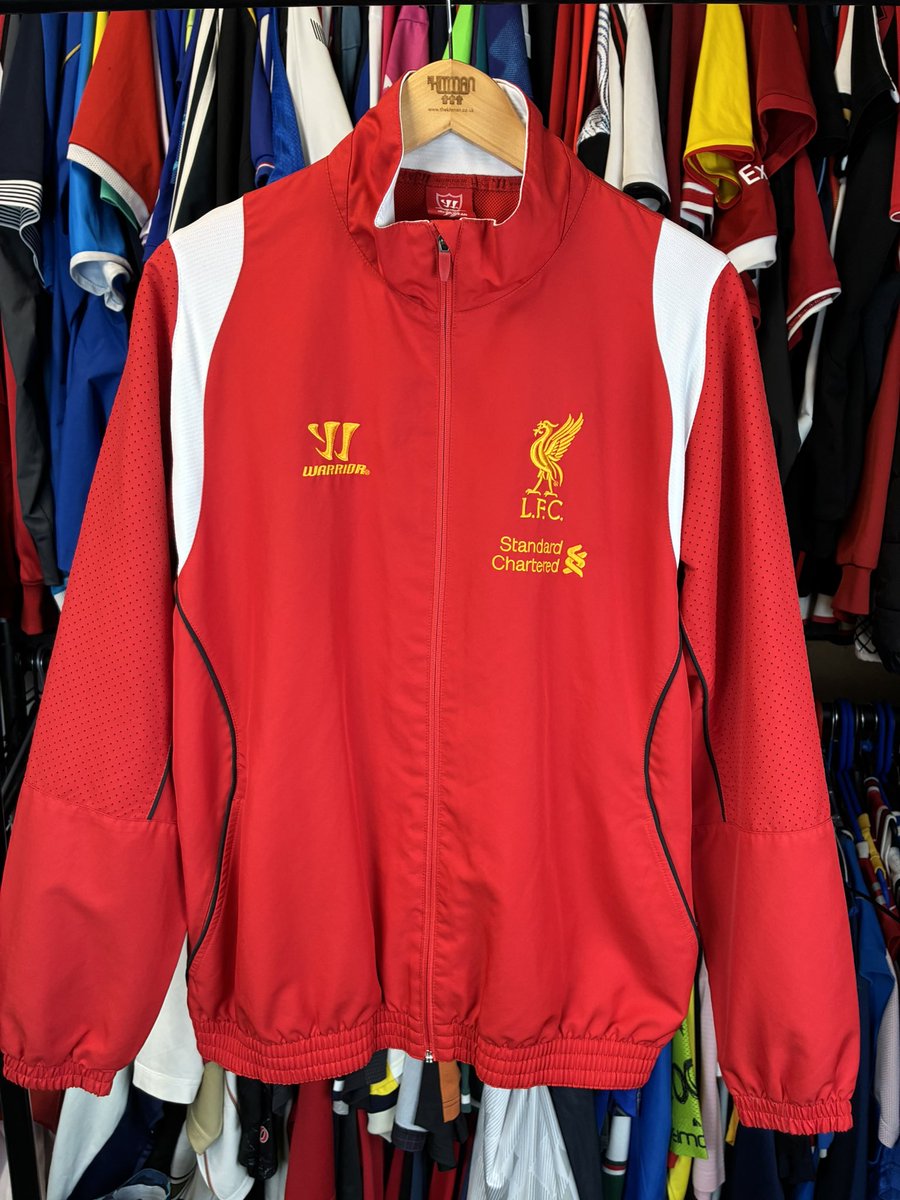 TheKitmanUK's tweet image. 2012-13 Liverpool Track Jacket (L)

🛒 Shop Now - thekitman.co.uk/product/2012-1…

#TheKitman 👕

#Football #footballfashion #LFC #Liverpool