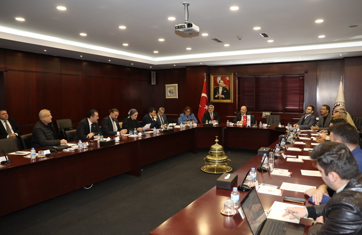 💻Gaziantep’in bilişim ve yazılım ekosistemi GTO'da konuşuldu.

▪️42 Nolu Bilişim Teknolojileri Meslek Komitemiz öncülüğünde, Gaziantep OSB Teknokent iş birliğiyle düzenlenen “Gaziantep Bilişim ve Yazılım Sektörü Kurumlar Arası İstişare Toplantısı”; akademi, sanayi ve kamu