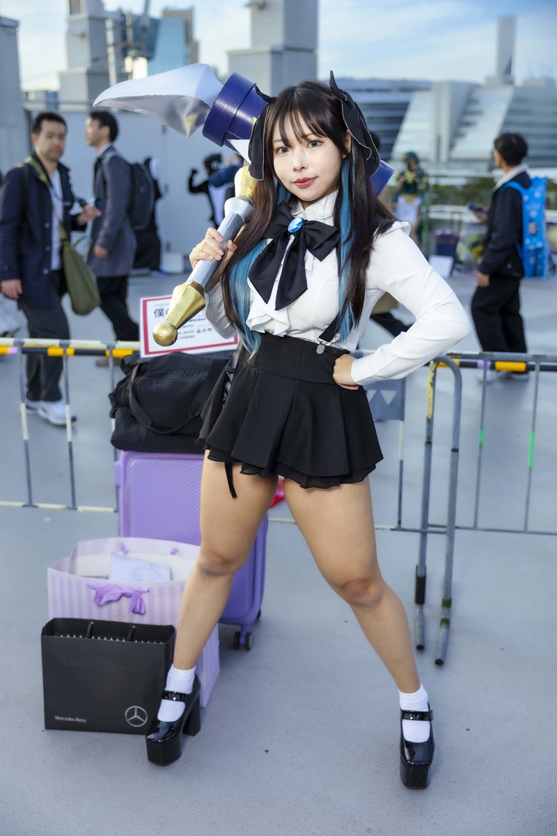 ItsHenryOmg's tweet photo. 冬コミケ107

Cosplayer: @bokuno_purin 

#コミケ #c107 #cosplay #撮影 #model #コスプレ #可愛い #japanesegirl #ボートレート #portrait #comiket #profoto https://t.co/mJTxckS3lQ