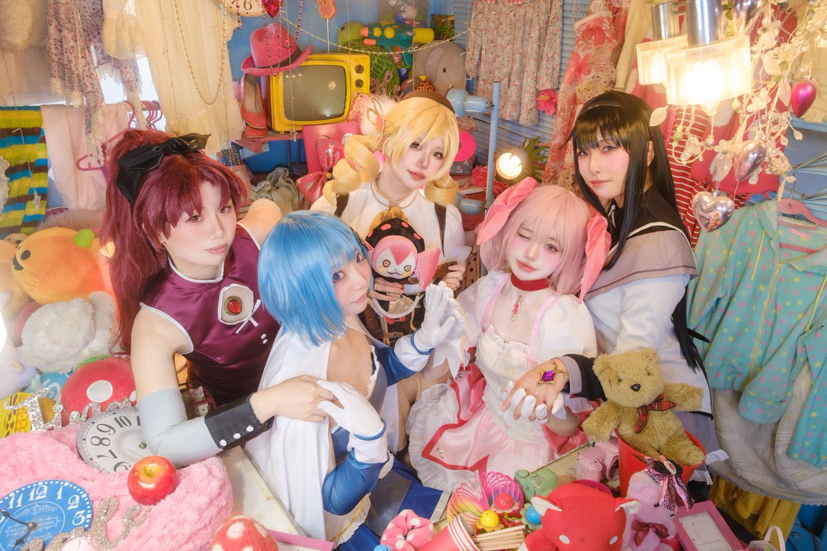 まどさま確認ページ♡ 構図めっちゃ素敵😭😭✨みんな揃ってるからこその華やかさ