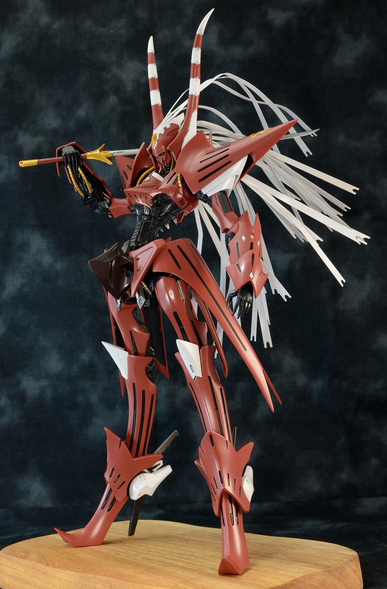 tk152r8's tweet image. ファントム　慧茄騎　完成
wsc製　原型は生嶋さん

髪の毛？のエッチングは何本か根元から折れたり、塗装剥げたりで難儀しました🥲
顔から生えてるのはプラリペアでガッチリ付けましょう。

似たアングルが多いですがベイル有無があります～
続⬇