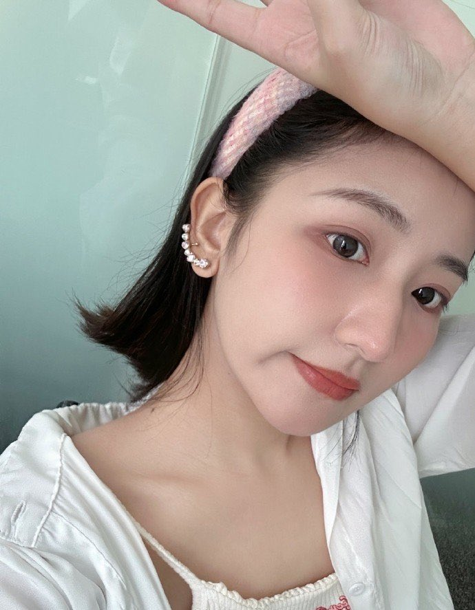 lnln798182's tweet photo. XDM，把她借给你们一天，会发生什么事情🤣

    #LibertyCatNFT  #NFT  #互fo https://t.co/zA1AwKkhKX