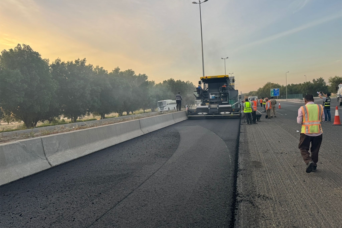 AlAnba_News_KW's tweet photo. "الأشغال تقيّم أعمال صيانة الطرق: تسير بوتيرة متقدمة على الجداول الزمنية

https://t.co/ecuuHCUrqF https://t.co/ZZfk4ZFCC4
