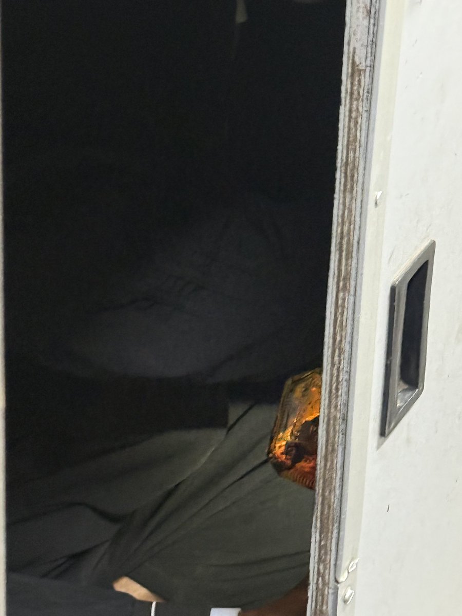 MKVLOGS31's tweet photo. A2 Coach Staff Mixing Alcohol For Passengers In Open…if any mishap happens to passengers who is responsible? Train No 12782 Coach A2 @RailMadad @RailMinIndia @AshwiniVaishnaw https://t.co/e2r4HENMkO