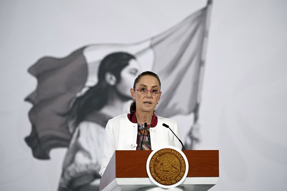 visegrad24's tweet image. Mexican President Claudia Sheinbaum has condemned U.S. actions in Venezuela, reiterating Mexico’s long-standing opposition to foreign intervention.

“Mexico reaffirms a principle that is neither new nor ambiguous: we categorically reject intervention in the internal affairs of…