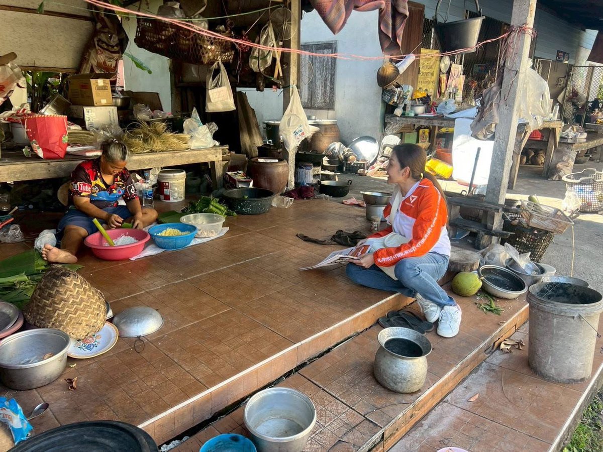 KKamonthas's tweet image. น้ำคอกทั้งตำบล กมนทรรศน์ เบอร์1 มาแล้วค่าาา~🥰

8 กุมภา กา #พรรคประชาชน ทั้งสองใบ
💚บัตรสีเขียว กา #เบอร์1
🩷บัตรสีชมพู เลข46 นะคะ

ผลิตโดย : นางสาวกมนทรรศน์ กิตติสุนทรสกุล
31/495 หมู่ 2 ตำบลทับมา อำเภอเมืองระยอง จังหวัดระยอง 2100 
จำนวน 1 ชิ้นผลิตตามวันและเวลาที่ปรากฏ