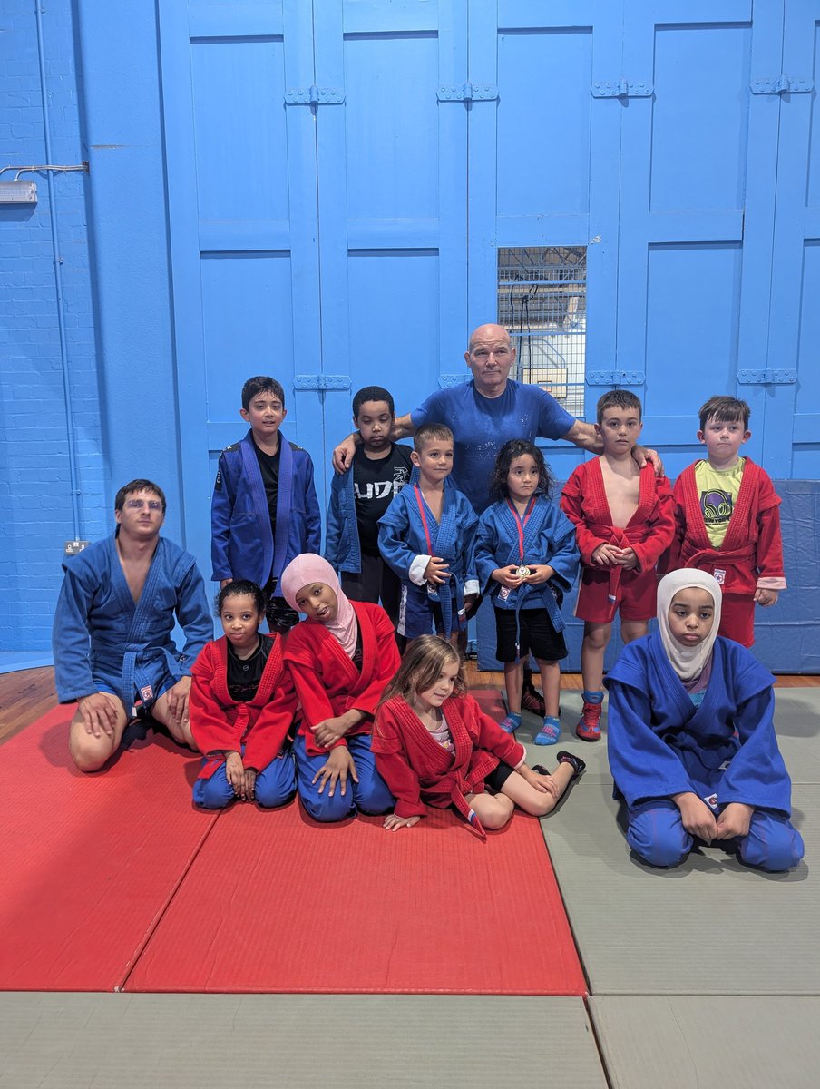 Tottenham Sports Ctr tweet media