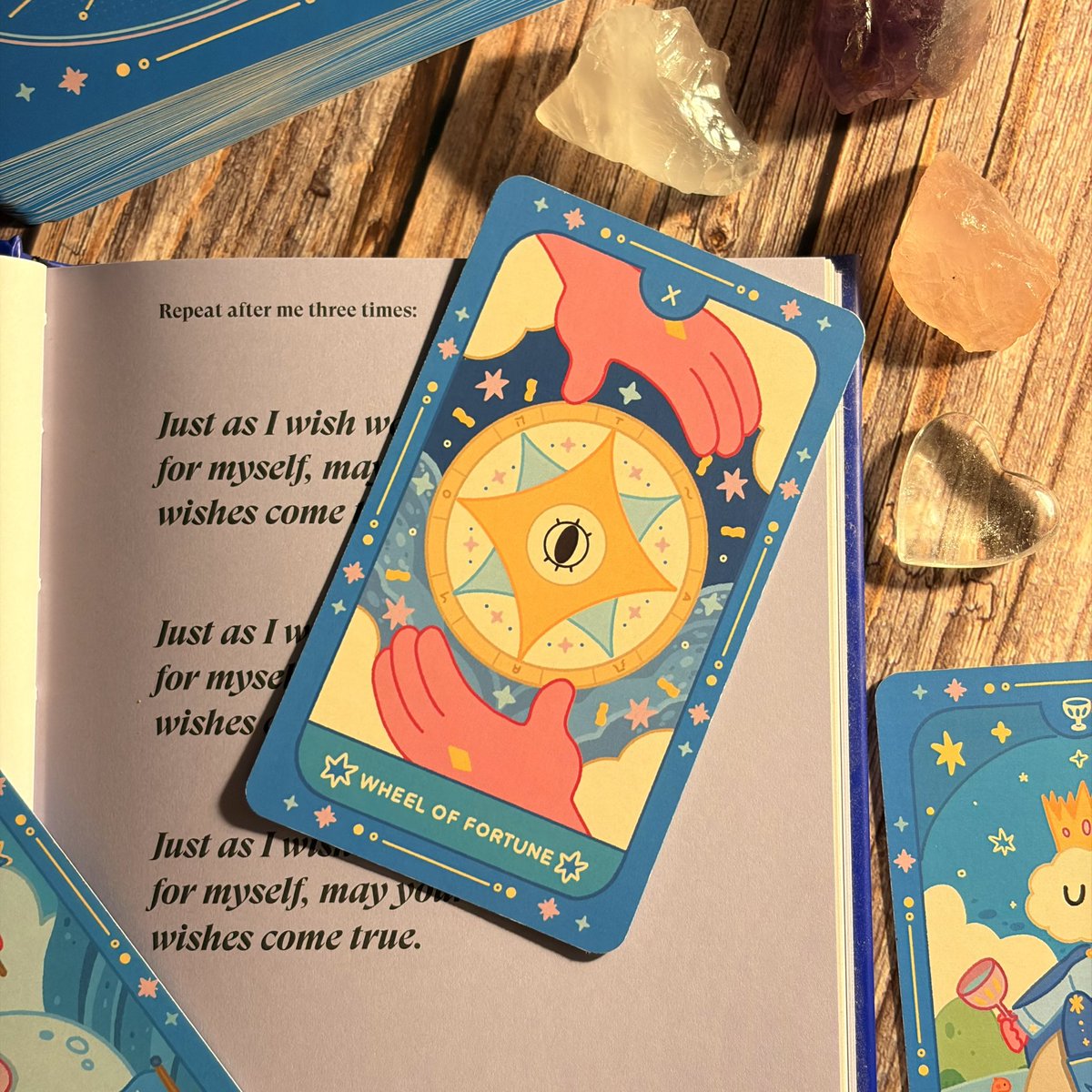 Tarotwithcactus's tweet photo. 📍สัปดาห์นี้ของชาว — 🪬✨

            ราศีพฤษก • ราศีกันย์ • ราศีมังกร 

“อย่ามองข้ามสัญญาณเตือน มีโชคก้อนใหญ่ ความสัมพันธ์พัฒนา” 

• การเรียน/การงาน ได้รับข่าวดีหรือความสำเร็จที่รอคอย ถูกมองเห็นความสามารถ มีคนเห็นผลงาน แมสมากขึ้น สอบได้คะแนนดี โอกาสเลื่อนขั้นเลื่อนตำแหน่ง ได้งานที่คาดหวัง ถ้าหากที่ผ่านมามีสถานการณ์อึมครึมหรือมีอะไรที่ทำให้เรากังวล ในสัปดาห์นี้ทุกอย่างจะเคลียร์ไปหมด ได้อยู่ในจุดที่โดดเด่นและก้าวหน้า มีความสุข 

• การเงิน อย่าใช้เงินหรือจ่ายเงินเพราะความอยากรู้อยากลอง เพราะเราอาจต้องเสียให้ค่าความอยากของเราแพง และอาจเสียดายเงินได้ จะมีเรื่องจุกจิกเข้ามาชวนเสียเงินตลอด เหมือนถูกทดสอบจิตใจว่าเราจะอดใจไว้ไหวหรือเปล่า ไม่มีเกณฑ์ที่จะติดขัดหรือขัดสนอะไร แต่ระวังการจ่ายเงินแบบไม่สมเหตุสมผล 

• ความรัก คนโสดมีคนเข้ามาแบบกะทันหัน จู่ๆก็เข้ามา แล้วจู่ๆก็ไป มาไวไปไวจนงง คนมีคนคุยมีโอกาสได้คบเป็นแฟนหรือมีการพัฒนาความสัมพันธ์ คนมีแฟนความสัมพันธ์ราบรื่น ได้ทำอะไรใหม่ๆร่วมกัน คนที่รอคนเก่าเขาอาจกลับมาเป็น FWB ด้วย

• สุขภาพ แข็งแรงดี แต่อยากให้ระวังอุบัติเหตุจากการใช้เครื่องมือหรือของมีคม ระวังปวดหลัง ออฟฟิศซินโดรม ปวดไหล่ ปวดคอ ปวดเก่งไปหมด 

รีทวิต/เมนชั่น 666 - รับคำทำนาย/ขอให้สถานการณ์ดีขึ้น/เป็นกำลังใจให้เรานะคะ 🔮✨