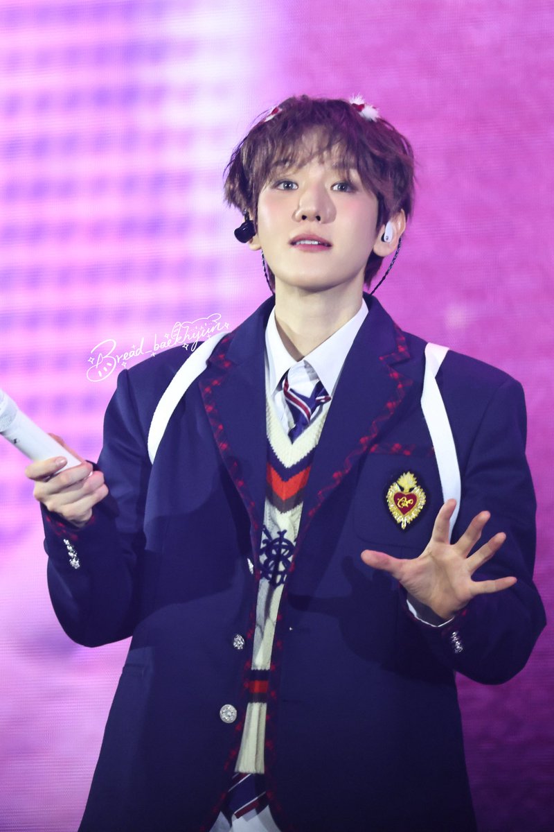 Bread_baekhyun's tweet photo. ₍˄·͈༝·͈˄*₎◞ ̑̑💓💜～～

| 260104
<Reverie> in Seoul
#백현 #BAEKHYUN #Reverie #伯贤 https://t.co/2pbD7plWy4