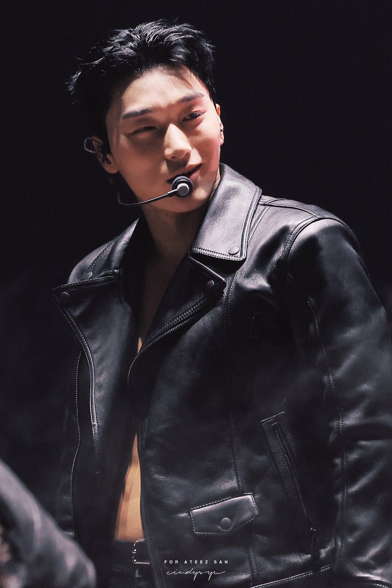 250706

I like it when you lose control🍸

#에이티즈 #ATEEZ #최산  #CHOISAN #산 #SAN