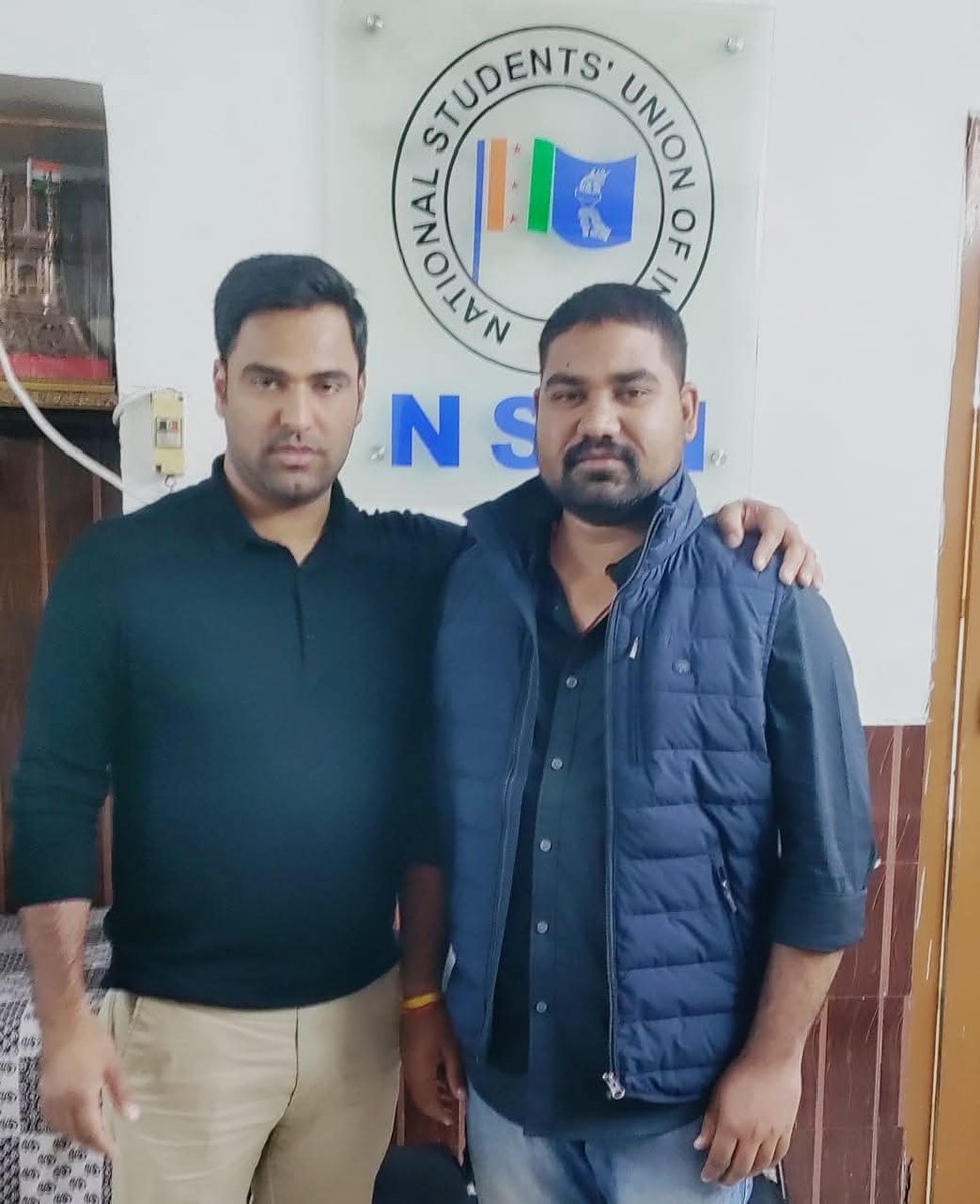 NSUI के राष्ट्रीय अध्यक्ष बड़े भाई श्री वरुण चौधरी जी को अध्यक्ष पद पर दो वर्षों का कार्यकाल सफलतापूर्वक पूर्ण करने पर हार्दिक बधाई एवं शुभकामनाएँ।
#अरुणशर्मादिवराला
#प्रदेशमहासचिवNSUIराजस्थान 
<a href="/varunchoudhary2/">Varun Choudhary</a> <a href="/nsui/">NSUI</a>