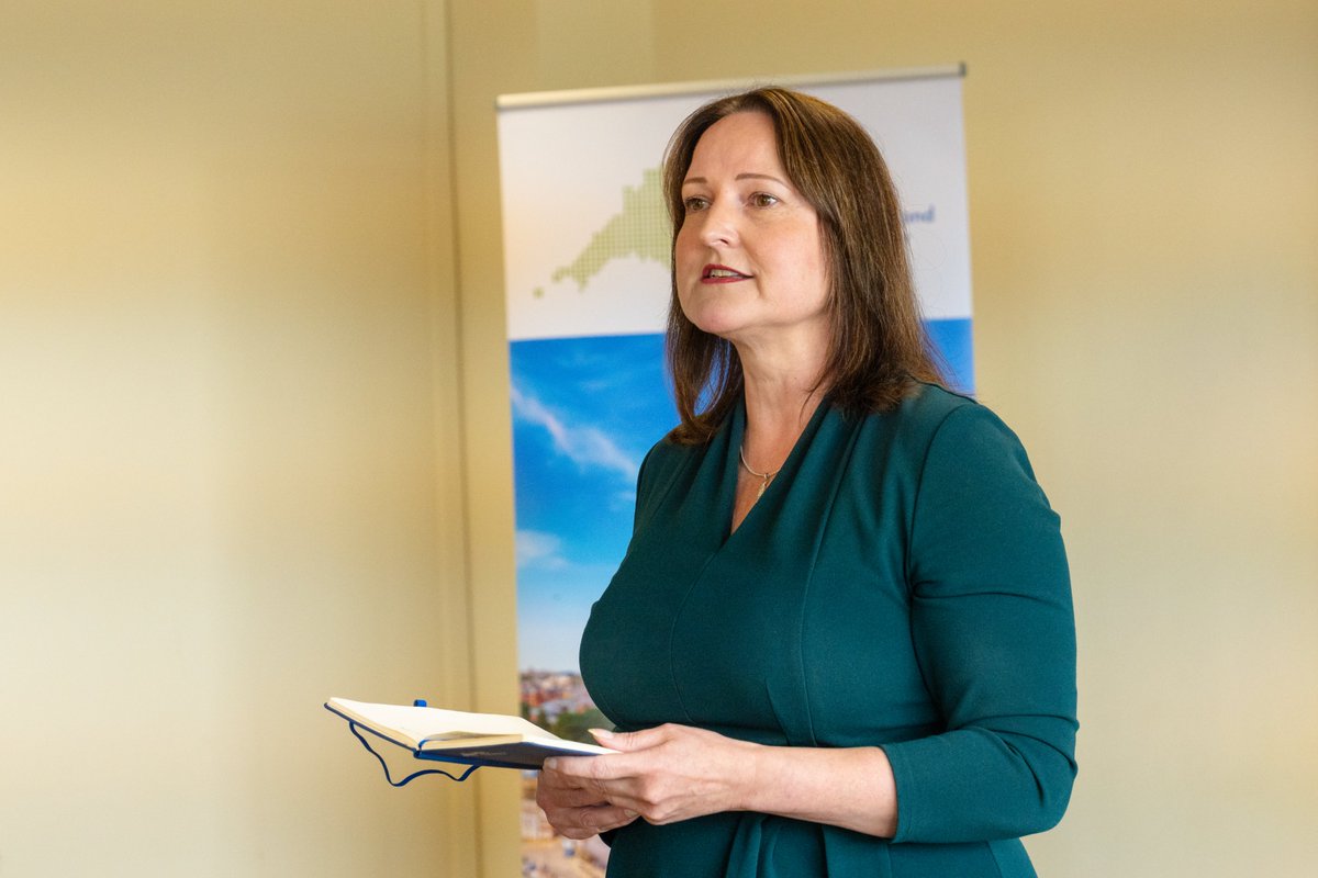 DC_PCC's tweet image. The Commissioner has confirmed she will now serve the rest of her term of office as an Independent to "fight to secure the policing resources we have in Devon and Cornwall". devonandcornwall-pcc.gov.uk/commissioner-t…