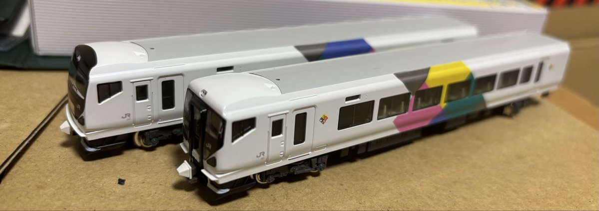 こんばんは。 KATO E257系「あずさ・かいじ」7両基本及び4両増結セット