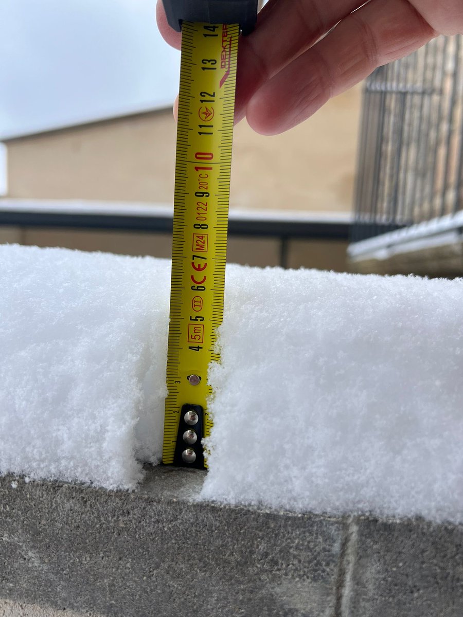 rfaflo's tweet photo. 7 cm de neu a Guimerà
Quanta saó pel sembrat!

@meteocat @mauri_francesc @meteorac1 

#guimerà #valldelcorb #baixasegarra https://t.co/BFt9lDFn5z
