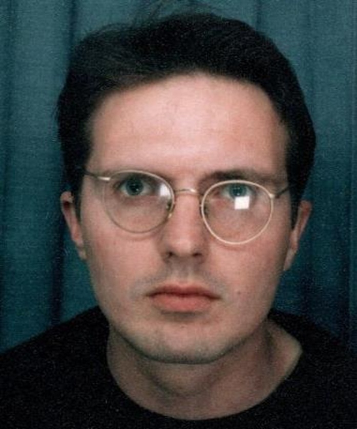 missingpeople's tweet image. Today marks the 27th missing anniversary of Mervyn (Guy) Robinson, who was 30 when he disappeared from #ColwynBay, #NorthWales, on 5 January 1999.

Our thoughts are with Guy's loved ones during this difficult time.

To help #findMervynGuyRobinson, please share this appeal and…